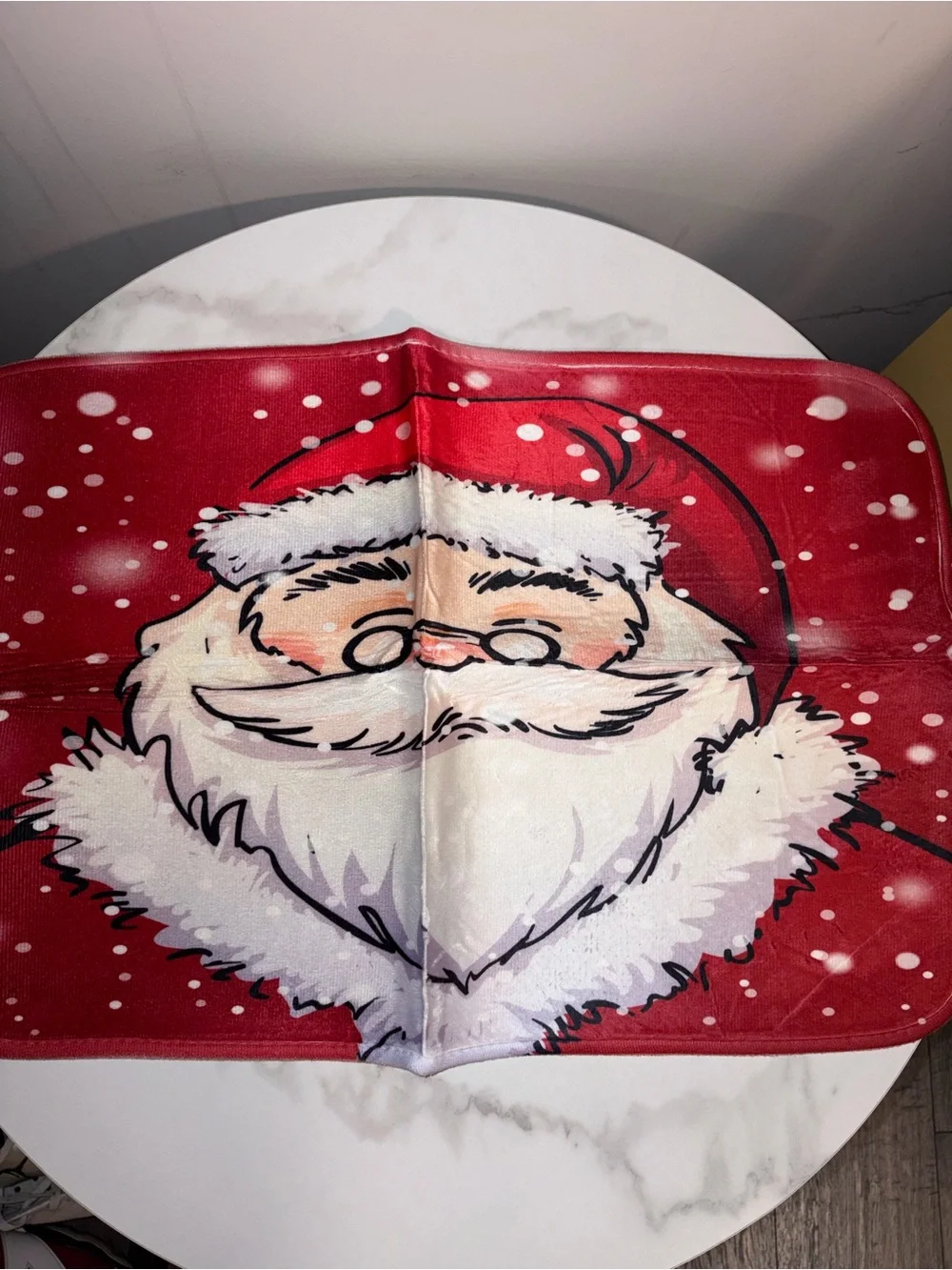 Holiday Plush soft mat - Red & White